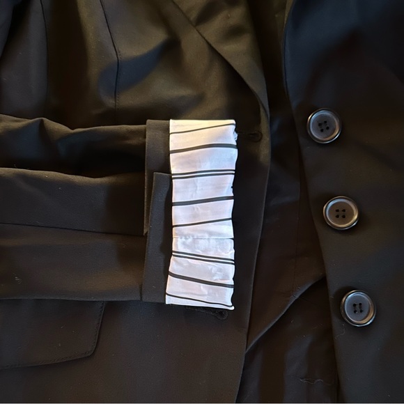 Laundry By Shelli Segal Wool Stretch Three Button Blazer Flaw - Picture 4 of 8